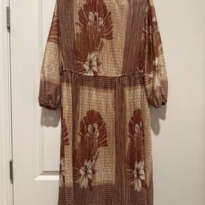 Vintage lurex 1970s pleated Elegant Floral Long Sleeve Dress gold Sz S-l